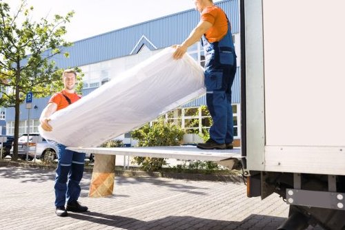 Illustation d'un déménagement de la formule #7 : Complète by  